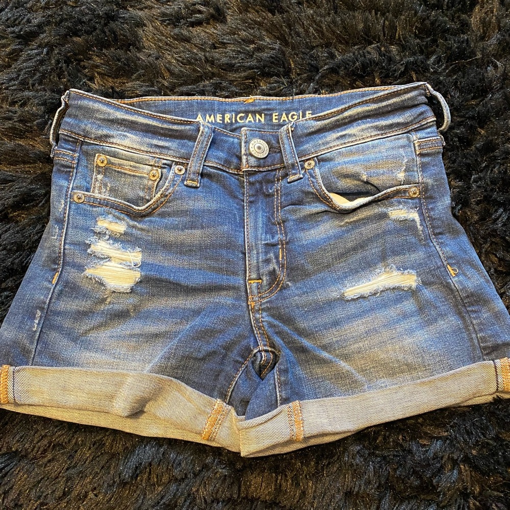 American Eagle Outfitters Blue Jean Shorts with Distressed Look MIDI size 0